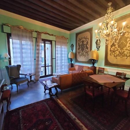 Luxury Apartment Near Rialto Bridge Венеция Екстериор снимка