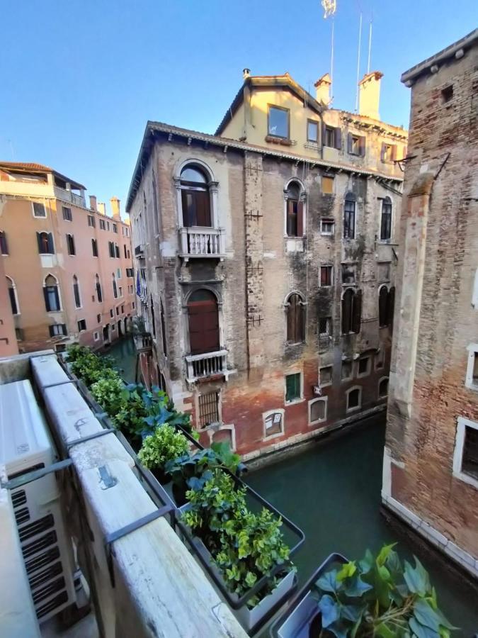 Luxury Apartment Near Rialto Bridge Венеция Екстериор снимка
