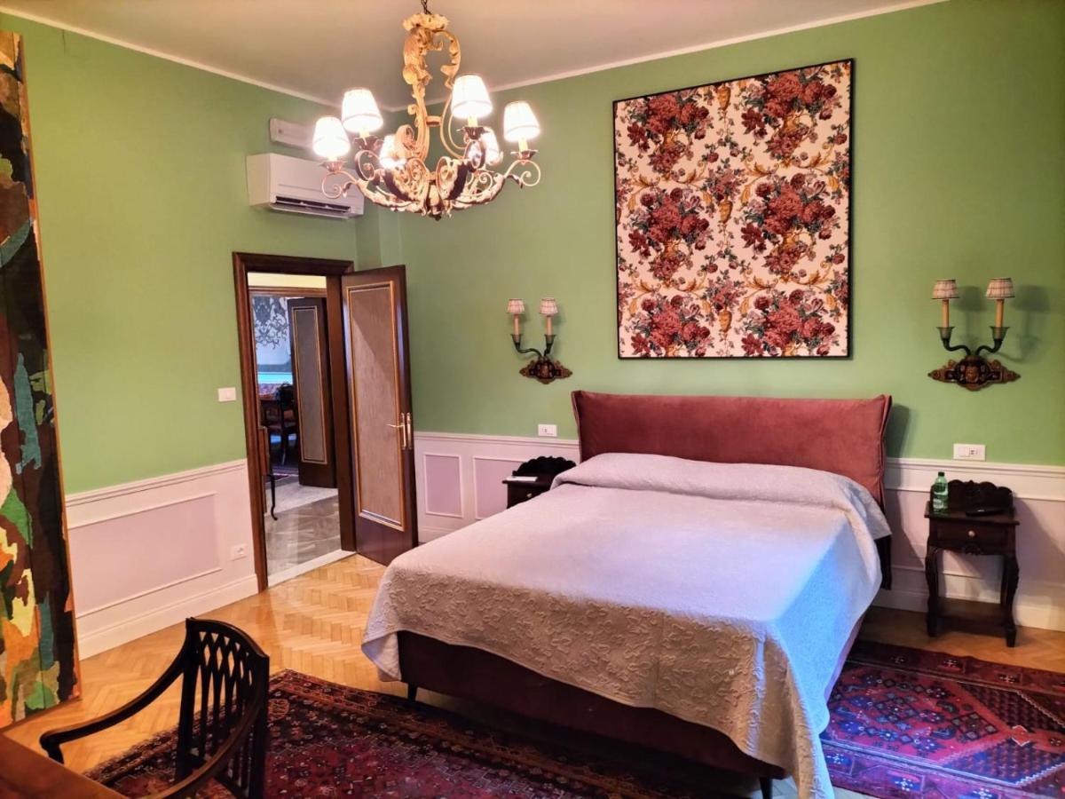 Luxury Apartment Near Rialto Bridge Венеция Екстериор снимка