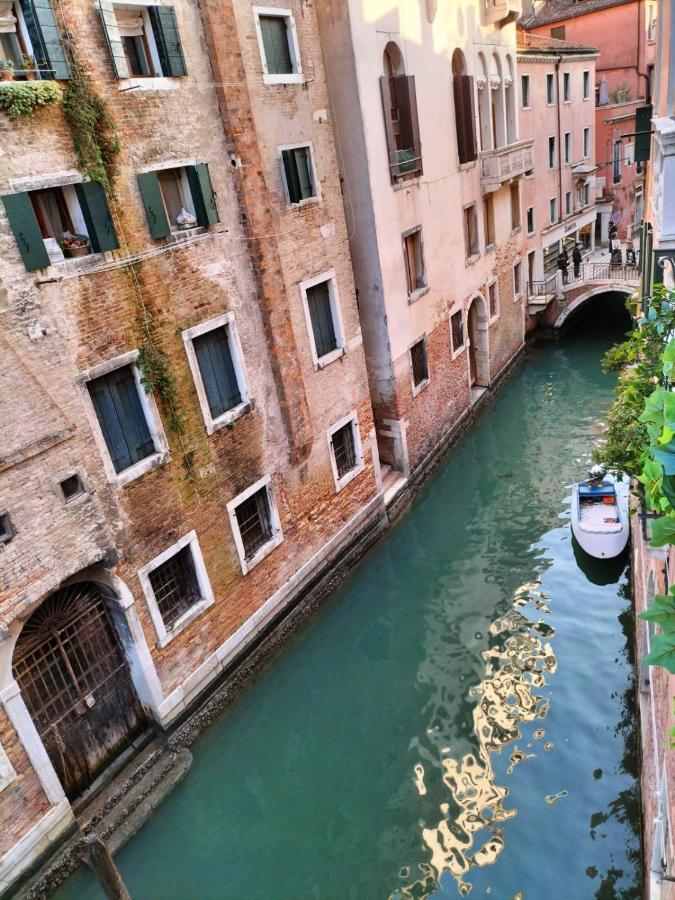 Luxury Apartment Near Rialto Bridge Венеция Екстериор снимка